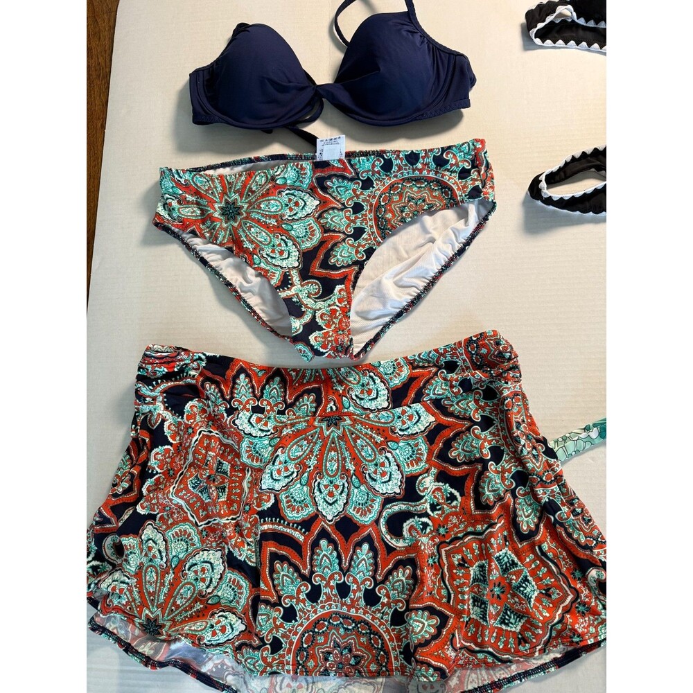 Womens Swimsuit 7 Piece Lot Size Large 2-Piece Sets Land's End 3 piece and mixed - Picture 7 of 16